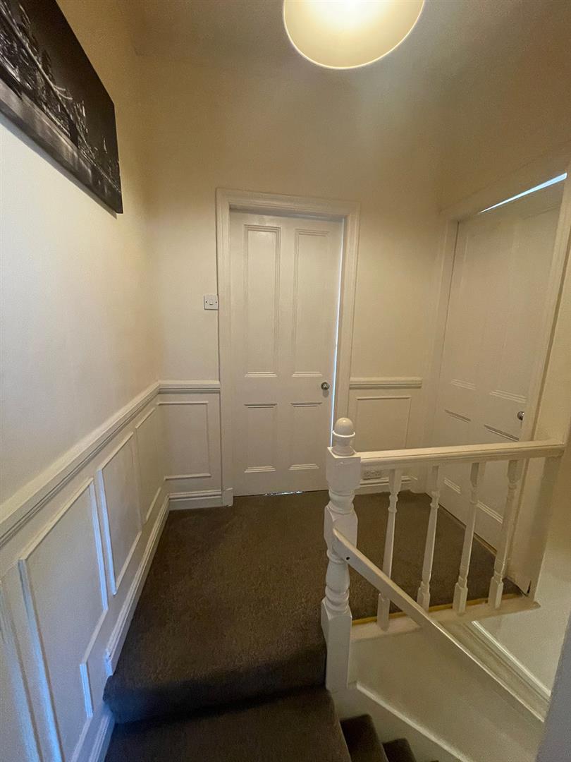2 bedroom mid terrace house SSTC in Barnoldswick - IMG_4799.jpg